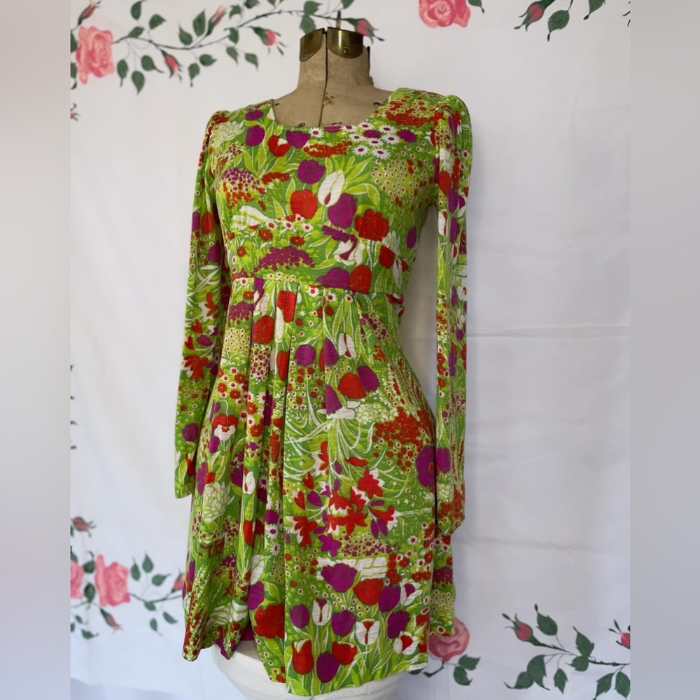 Vintage floral dress